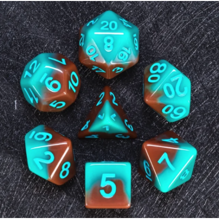 Zestaw Kości - Dwukolorowe - Smerfna Polewa - Black Monk: Gry Fabularne (RPG)!