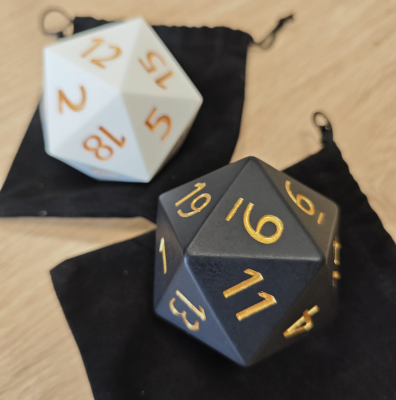 K20 - Jumbo Czarna - matowa 55mm + woreczek - Black Monk: Gry Fabularne (RPG)!