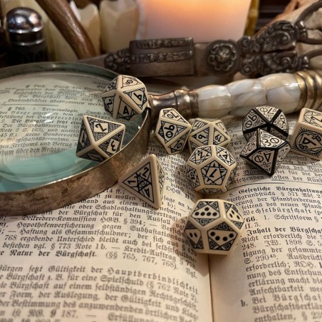 Kości Ikony RPG: Zestaw Kości Seth Skorkowsky - Black Monk: Gry Fabularne (RPG)!