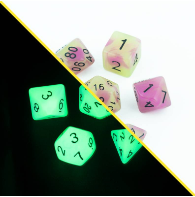 Zestaw Kości - Świecące - Dojrzewające Maliny - Black Monk: Gry Fabularne (RPG)!